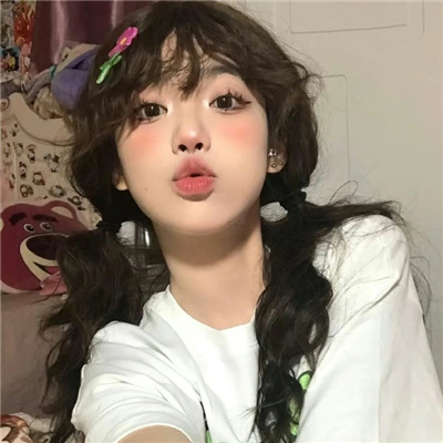 武义县伴游女生卞寄蕾的资料